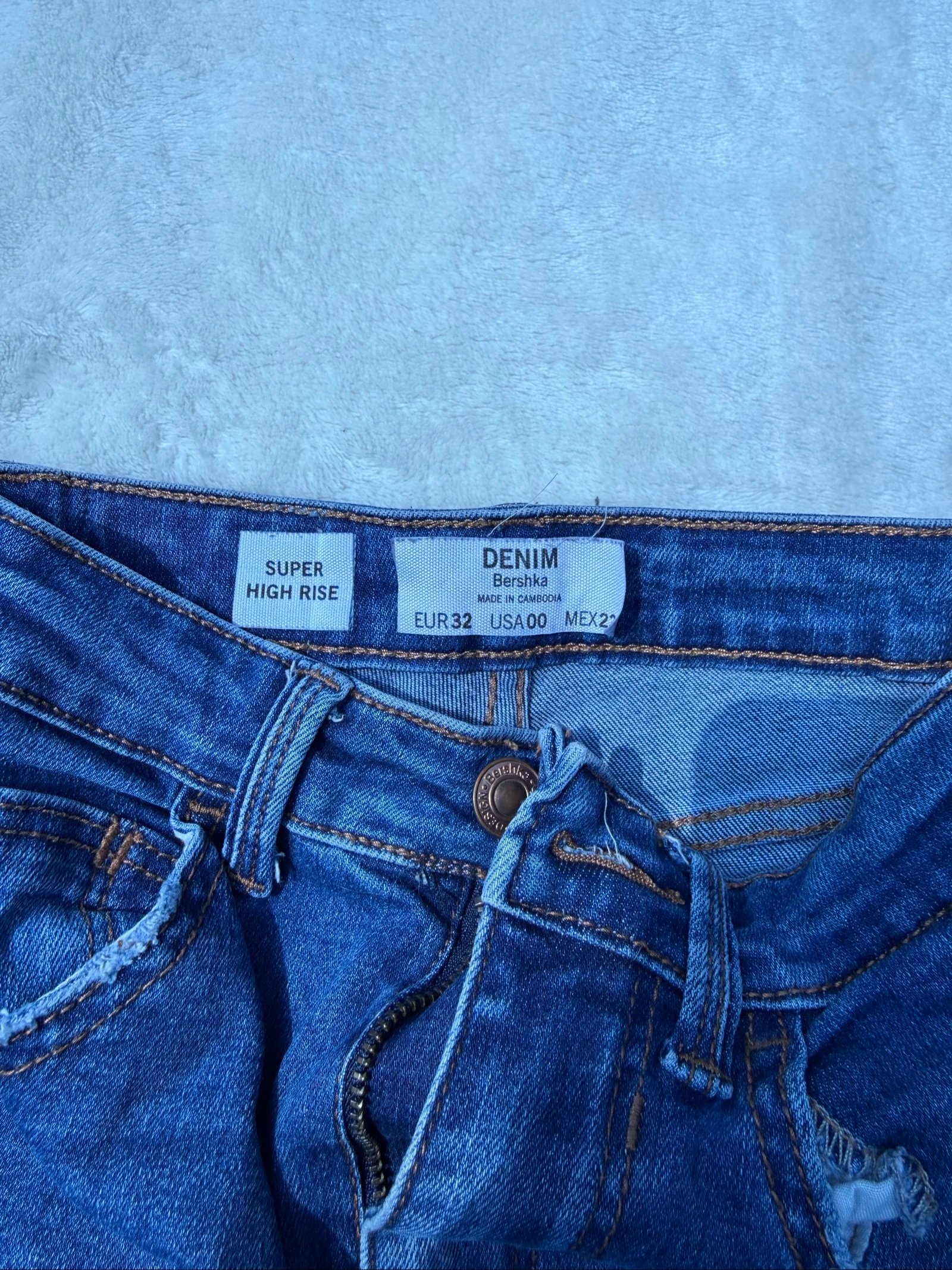 Blue jeans – photo 3